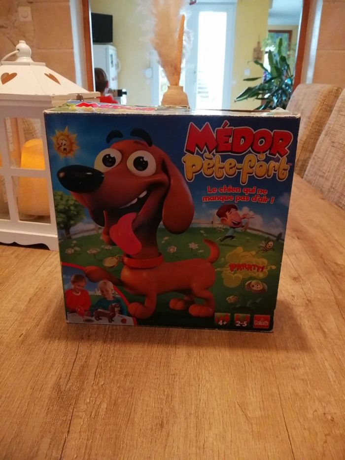 Jeu de société "Médor pète-fort