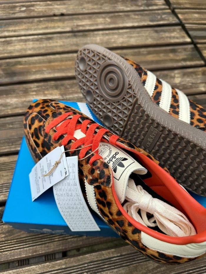 Adidas Samba OG léopard Rouge  Taille 39 - photo numéro 4