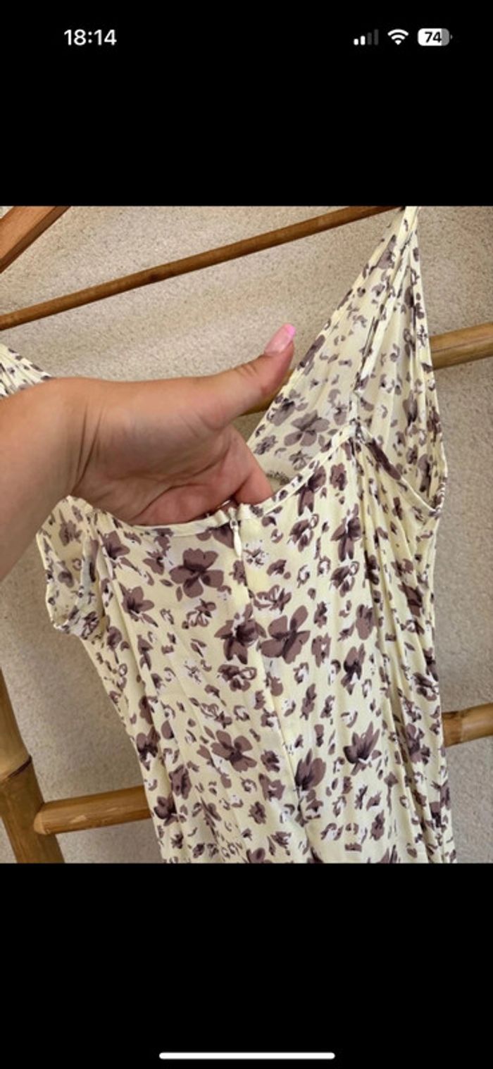 Robe jaune pale à fleurs Shein taille M - photo numéro 6
