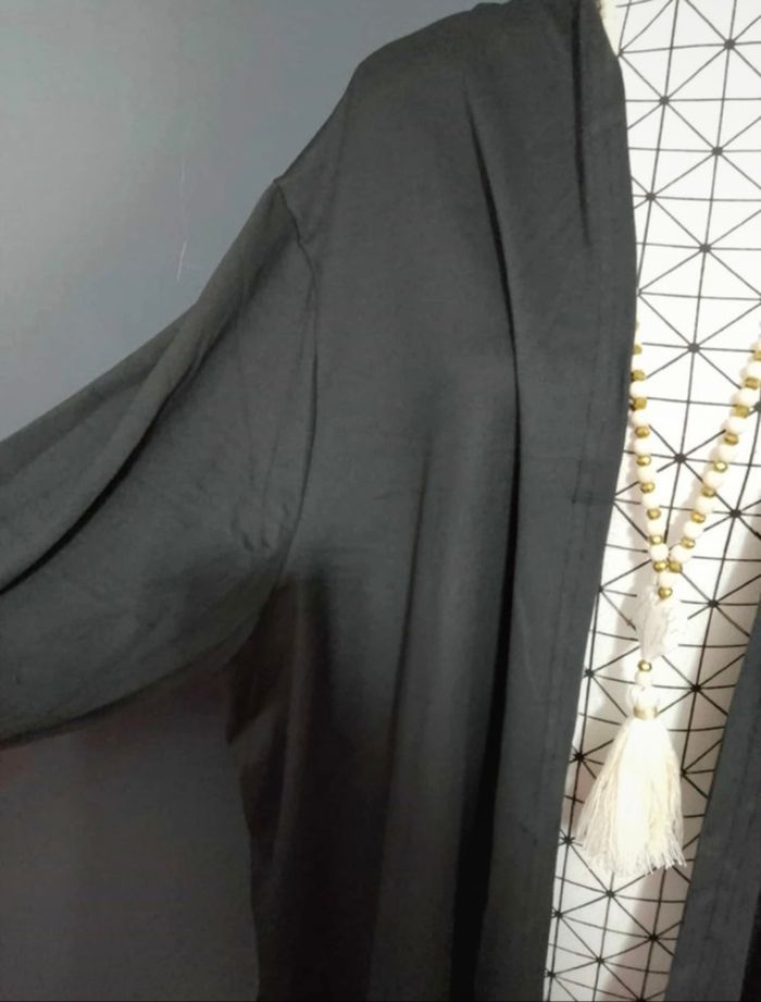 Cardigan Élégant Noir Femme Grande Taille 56 – Châle Polyvalent Léger à Manches Longues 🖤 - photo numéro 3