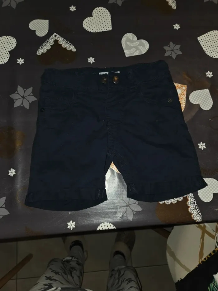 Short 4a
