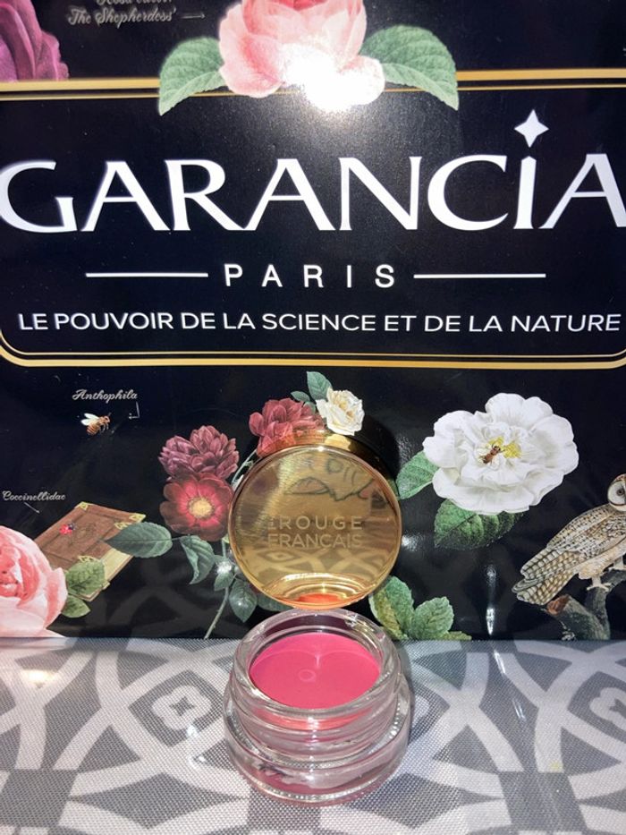 Rose à joues et à lèvres Le Rouge Français