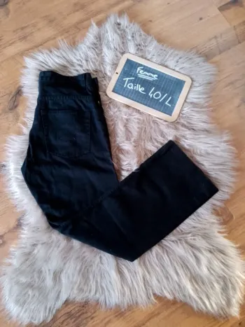 Jean noir taille L