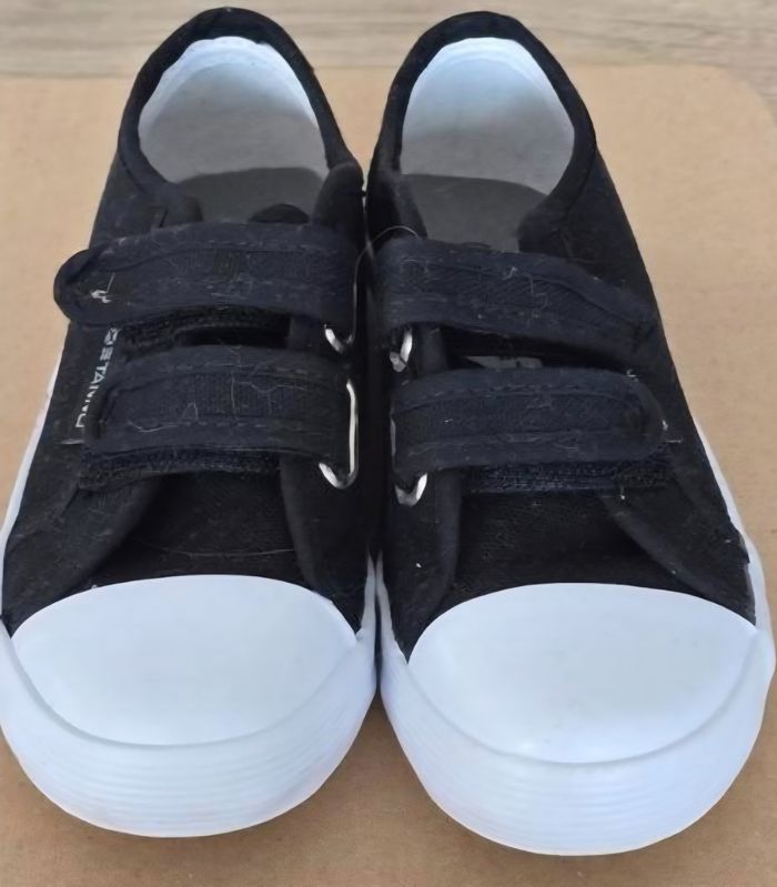 Baskets/Babbies noire/blanche enfant - Pointure 29 - photo numéro 2