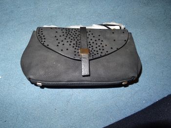 Pochette noire Galerie Lafayette neuve