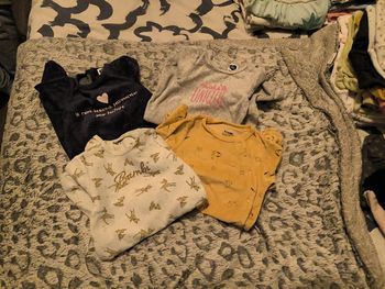 Lot 4 Pyjamas dors bien