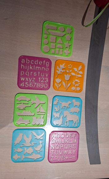 Pochoirs tupperware