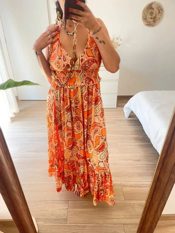 Robe d’été dos nu - photo numéro 2