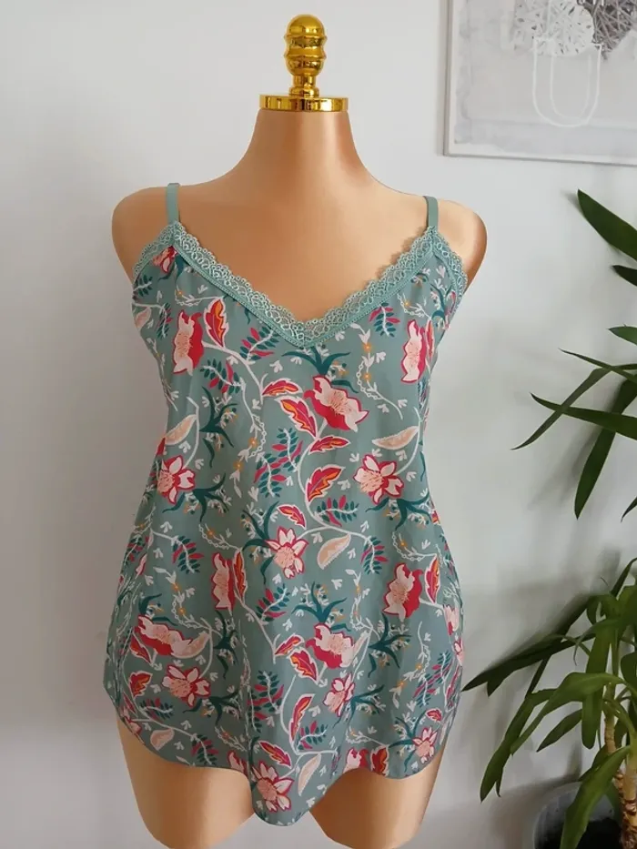 Débardeur à motifs Taille XL Comme Neuf🌿💝 - photo numéro 5