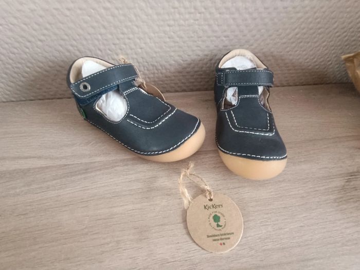 Kickers salome 27 neuve chaussures souples barefoot - photo numéro 2