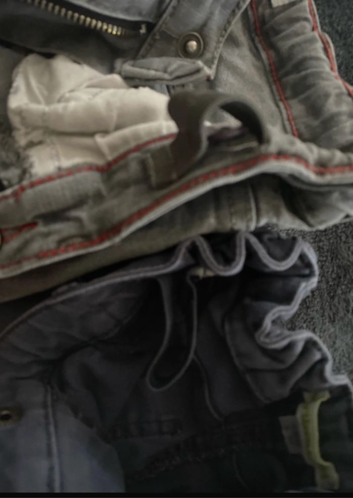 Lot vêtements 8 ans - photo numéro 4