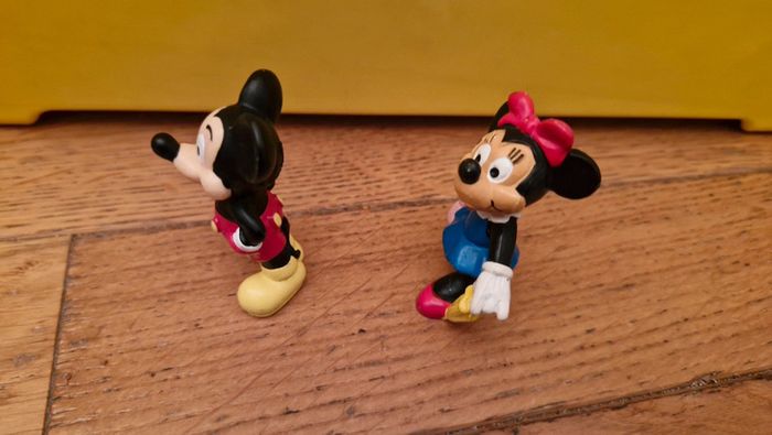 Lot figurine mickey et minnie - photo numéro 2