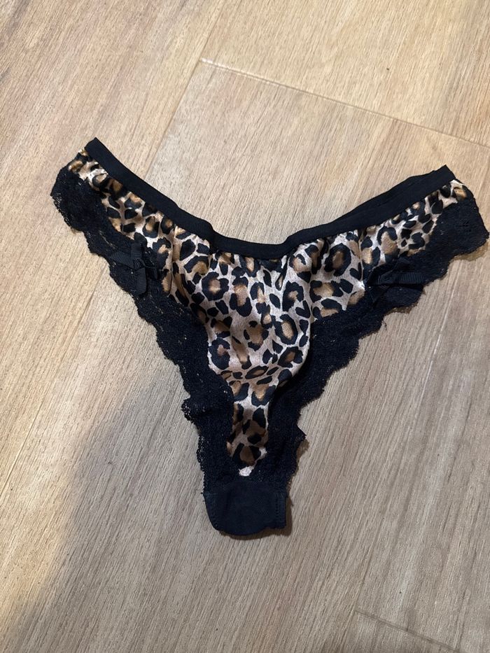 String léopard Undiz