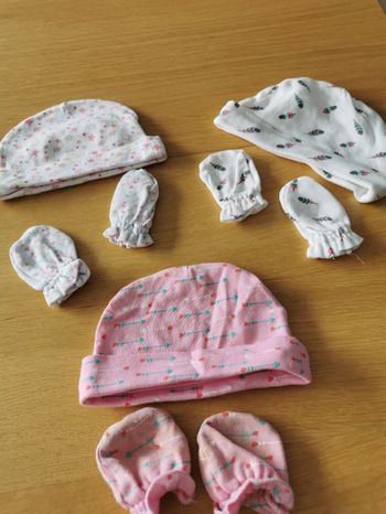 Lot de 3 bonnets/Mouffles naissance fille