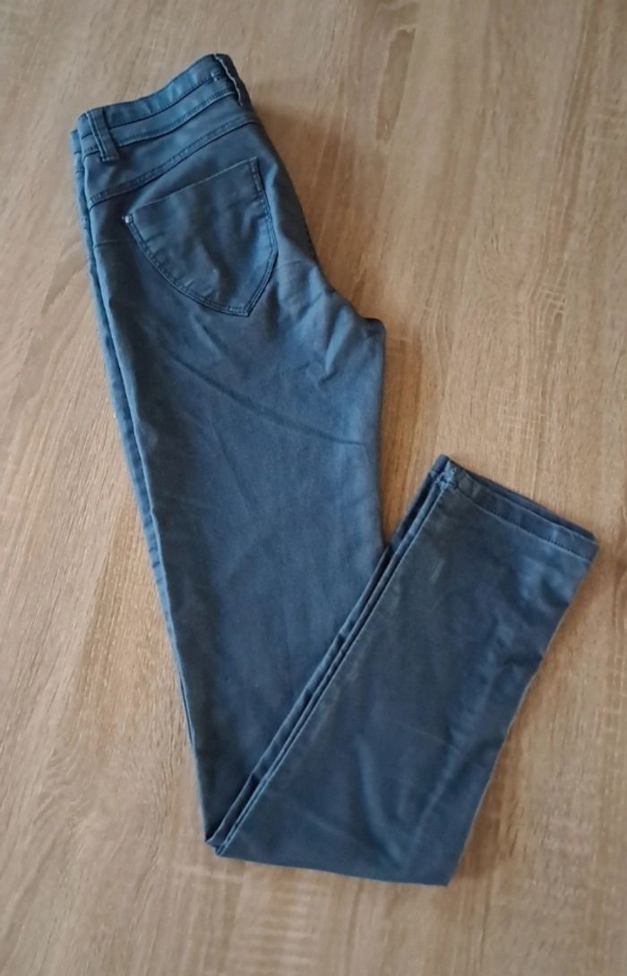 Pantalon cache cache - photo numéro 4