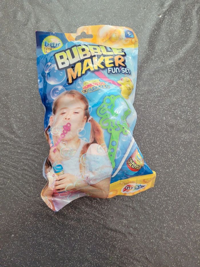Kit pour faire des bulles
