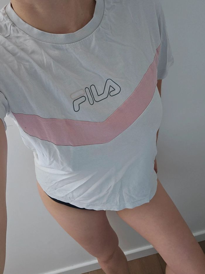 T-shirt fila taille xs