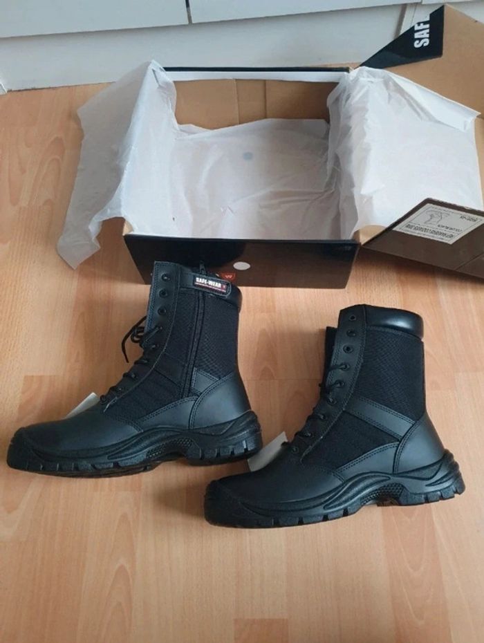 Rangers coquées neuve - photo numéro 4