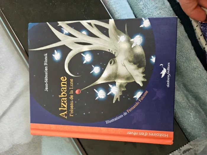 Livre alzabane l'oiseau de la lune