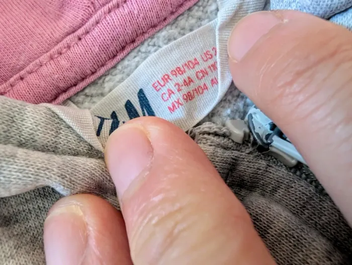 Gilet sweat shirt Disney Minnie 3- 4 ans avec oreilles souris - photo numéro 5