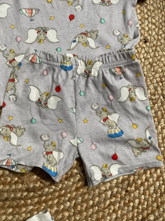Lot 2 pyjamas dumbo 6/9 mois primark disney - photo numéro 4