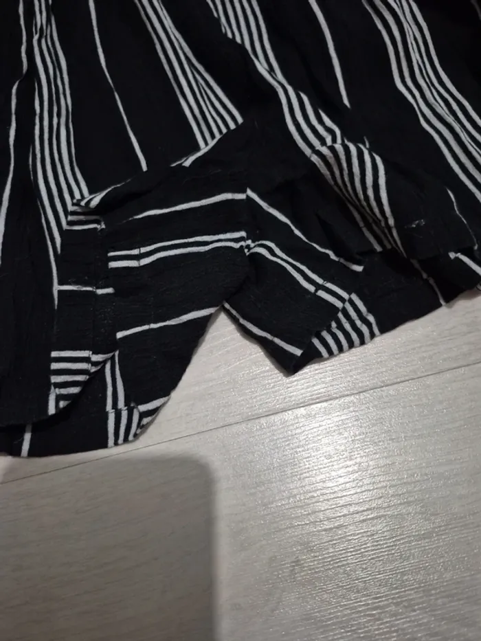 Combishort noir rayé - photo numéro 2