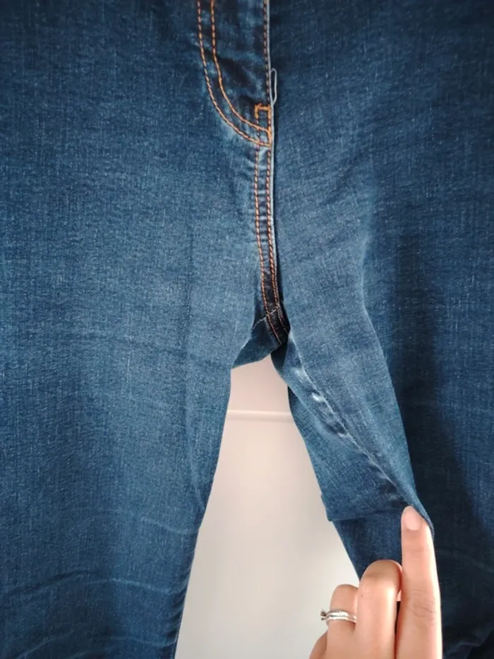 jean femme taille 44 - photo numéro 3