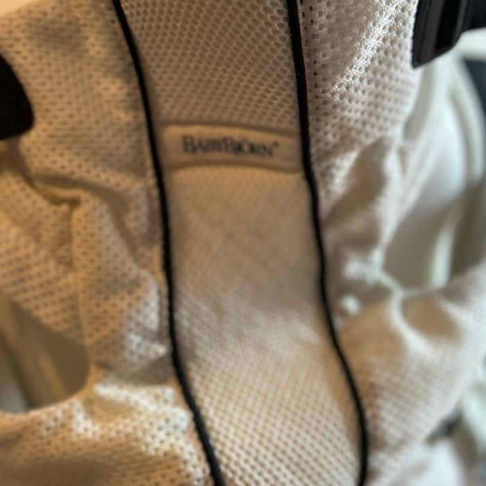 Porte bébé - photo numéro 3