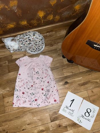 Jolie robe rose motifs fleuris très bon état Zara 12-18mois/86cm