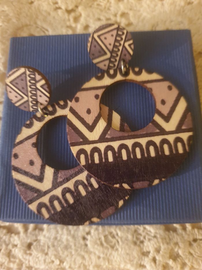 Boucles d'oreilles marron