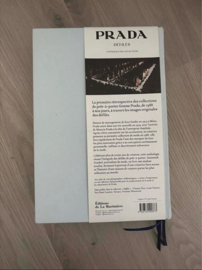Livre Prada Défilés - photo numéro 2