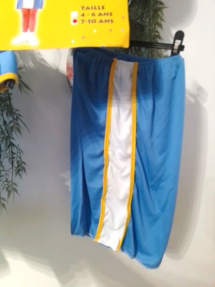 Déguisement pompom girl taille 7/10 ans - 100% polyester ( plusieurs de dispo voir annonce) - photo numéro 3