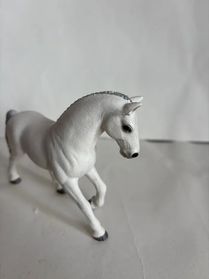 Jument lippizzan Schleich - photo numéro 3