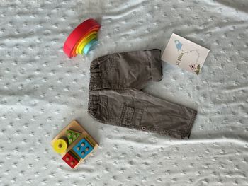 pantalon léger gris retroussable en short taille réglable 12 mois tout compte fait