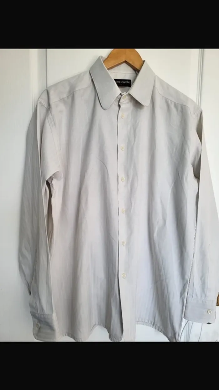 Chemise manches longues Pierre Cardin taille 42 - photo numéro 2