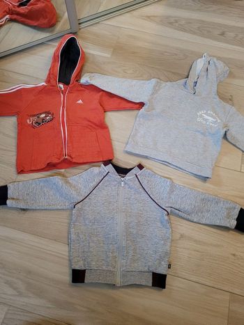 Lot 7 pulls sweats garçon 4 ans