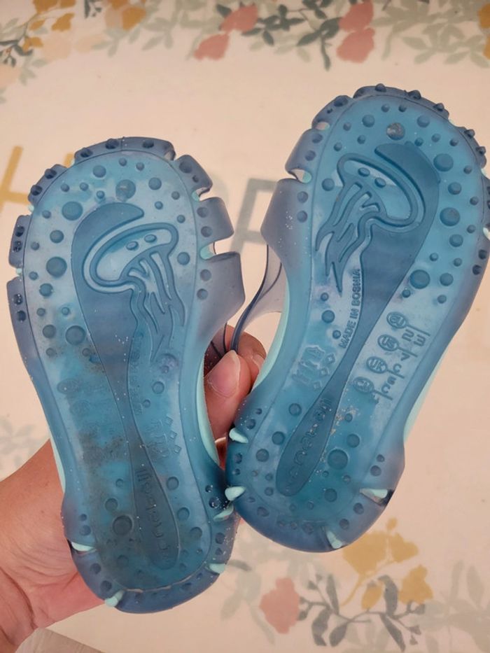 Chaussons de plage 23 - photo numéro 2