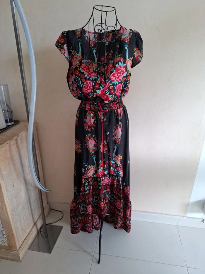 Robe T M