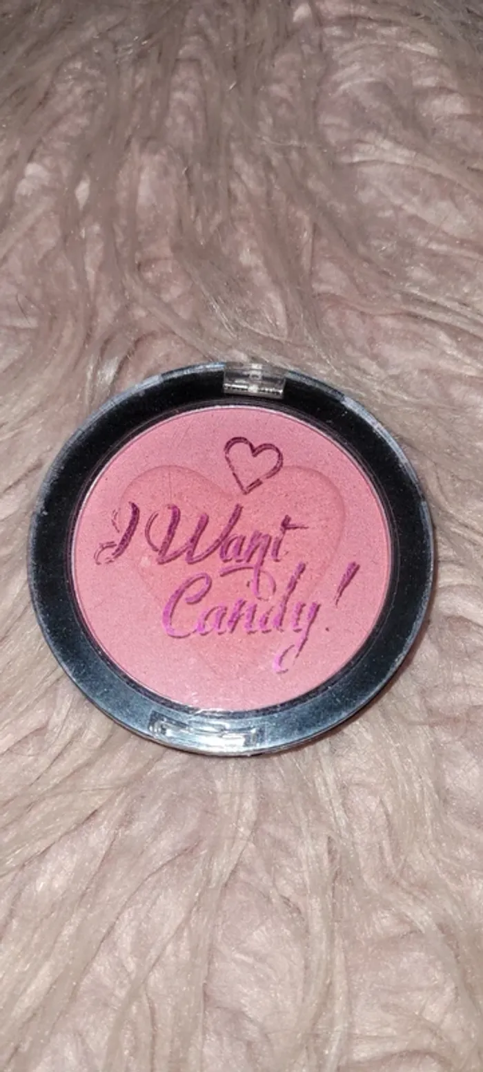 Blush i want candy
