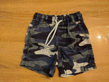 Short 3 ans