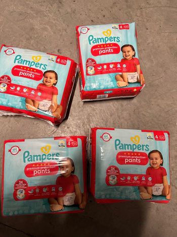 4 paquet pampers taille 4