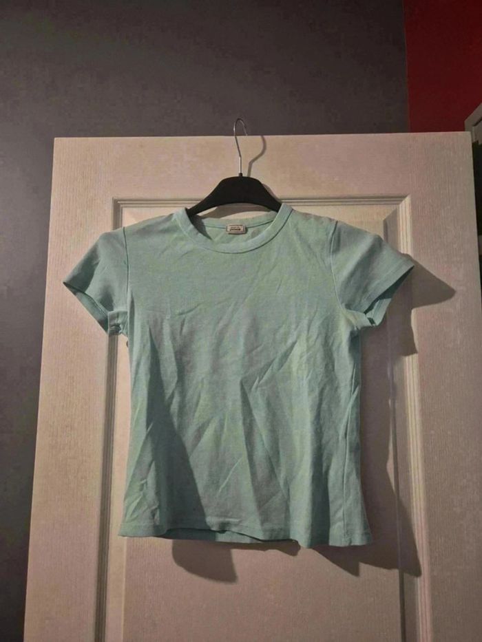 Tee shirt
