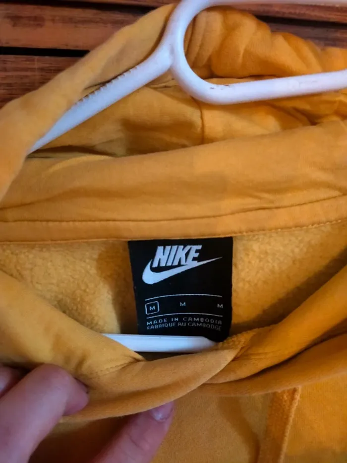Sweat a capuche Nike jaune moutarde - photo numéro 3