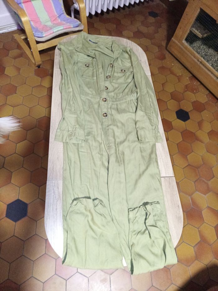 Combinaison verte Kiabi XS