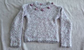 Pull à pompons