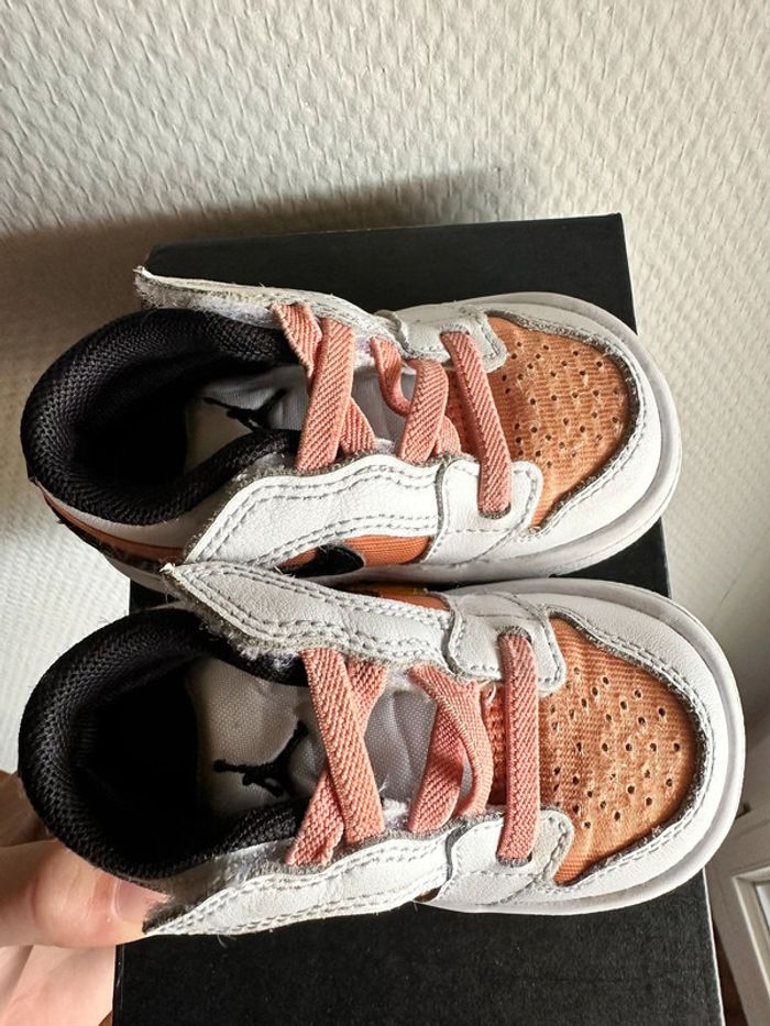 Basket Jordan 1 - photo numéro 2