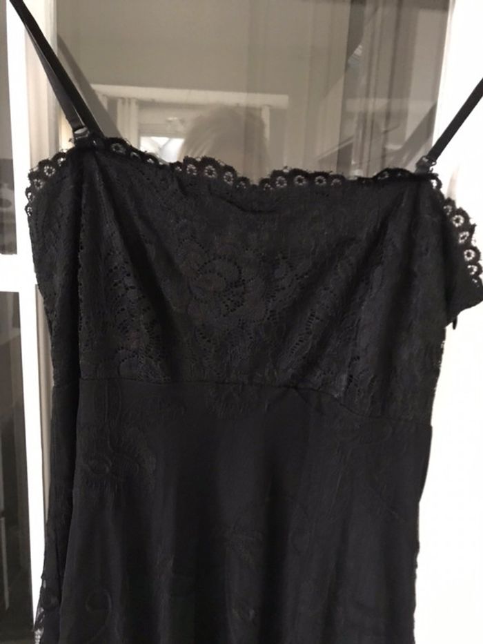 Robe VILA dentelle brettelle noire M - photo numéro 2
