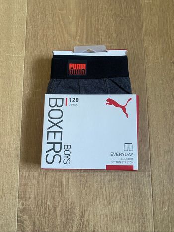 Lot 2 boxers Puma 8 ans 128 cm neuf
