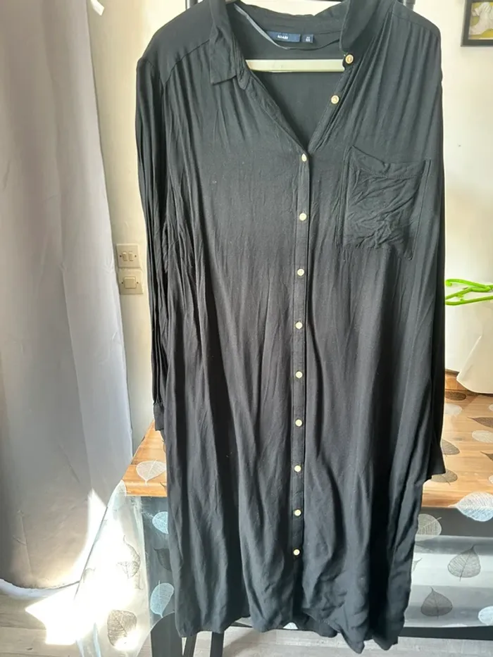 Robe à boutons