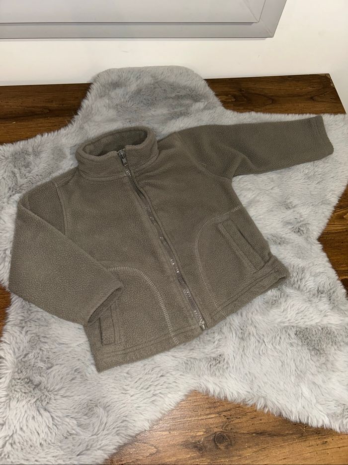 Gilet à zip kaki bien chaud - 2 ans